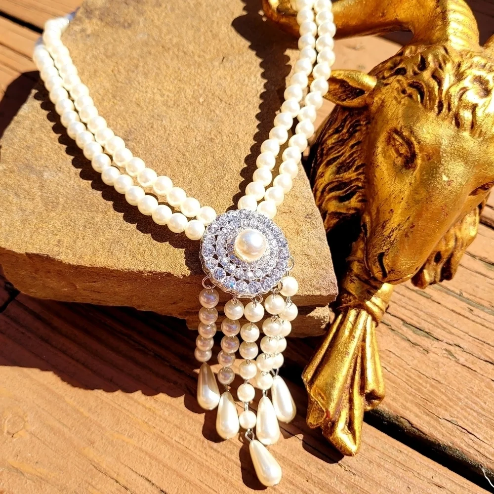 NWT Pearl Crystal Tassel Art Deco Silver Necklace & Earrings Set